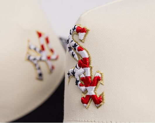 Kappe New Era - MLB "American Flag" 9FIFTY - Chicago White Sox - Chrome White