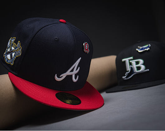 Kappe New Era - MLB IMAGE DROP Cooperstown Icon 59FIFTY - Atlanta Braves - Navy / Scarlet