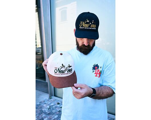 Kappe New Era - Branded Suede Pre-Curved 9FIFTY Retro Crown - Cream / Deep Auburn