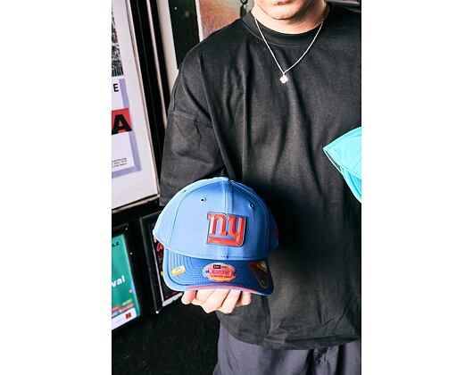 Kappe New Era - NFL 2026 Sideline 9SEVENTY Stretch-Snap - NY Giants - Team Color