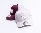 Kappe New Era - MLB Essential 9FORTY Trucker - NY Yankees - Stone / White