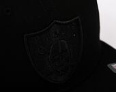 Kappe New Era 9FIFTY NFL Black on Black Las Vegas Raiders Snapback