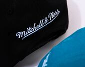 Kappe Mitchell & Ness - Team Ground 2.0 Pro Snapback - Carolina Hurricanes - Black