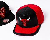 Kappe Mitchell & Ness - Day One Snapback - Chicago Bulls - Black-Red