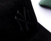 Kappe New Era - 9FORTY A-Frame MLB Faux Suede - NY Yankees - Black