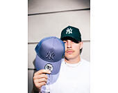 Kappe New Era - MLB League Essential 9FORTY Trucker - NY Yankees - Dark Green / White