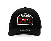 Kappe New Era - NBA Felt Patch 9FORTY M-CROWN A-Frame Trucker - Chicago Bulls - Black