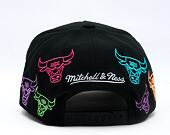 Kappe Mitchell & Ness - NBA 404 Club Neon Pro Snapback - Chicago Bulls - Black