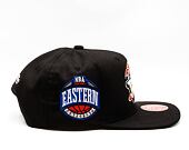 Kappe Mitchell & Ness NBA Conference Patch Snapback Hwc Detroit Pistons Schwarz