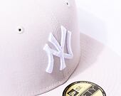 Kappe New Era - MLB Essential 59FIFTY - NY Yankees - Stone / White