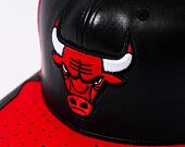 Kappe Mitchell & Ness - Day One Snapback - Chicago Bulls - Black-Red