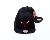 Kappe Mitchell & Ness - NBA April Showers Snapback - Chicago Bulls - Black