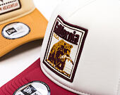 Kappe New Era - Branded Graphic Patch 9FORTY Trucker - White / Cherry