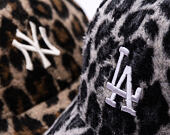 Damen Kappe New Era - MLB Cosy Animal - Snow Leopard Fleece 9FORTY - LA Dodgers - Grey / Black