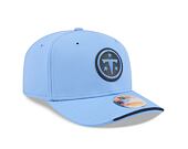 Kappe New Era - NFL 2026 Sideline 9SEVENTY Stretch-Snap - Tennessee Titans - Team Color