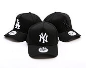 Kappe New Era - MLB League Essential 9FORTY A-Frame - NY Yankees - Black / White