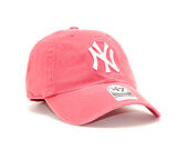Kappe 47 Brand New York Yankees Clean Up Berry Strapback