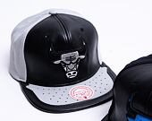 Kappe Mitchell & Ness - Day One Snapback - Chicago Bulls - Black-Grey