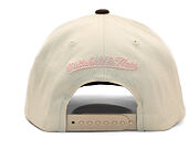 Kappe Mitchell & Ness - Blush Sand Classic Red - Milwaukee Bucks - Sand/Brown