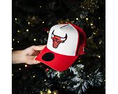 Kappe New Era - NBA Team Clear 9FORTY Trucker - Chicago Bulls - White / Red