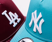 Kappe New Era - MLB Contrast Stitch WS Retro 9FORTY Trucker - NY Yankees - Blue