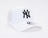 Kappe New Era - MLB Essential 9FORTY Trucker - NY Yankees - White