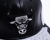 Kappe Mitchell & Ness - Day One Snapback - Chicago Bulls - Black-Grey