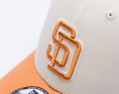 Kappe New Era - MLB World Series Patch 9FORTY - San Diego Padres - Cream / Ochre