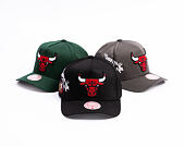 Kappe Mitchell & Ness  - NBA Born To Win - Pro Pinch Snapback - Chicago Bulls - Black