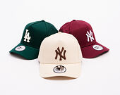 Kappe New Era - MLB League Essential 9FORTY A-Frame - NY Yankees - Cream / Auburn