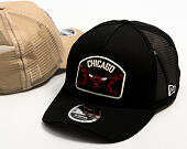Kappe New Era - NBA Felt Patch 9FORTY M-CROWN A-Frame Trucker - Chicago Bulls - Black