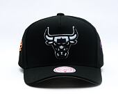 Kappe Mitchell & Ness - NBA 404 Club Neon Pro Snapback - Chicago Bulls - Black